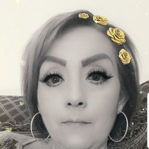 Meet your Posher, Stefanie